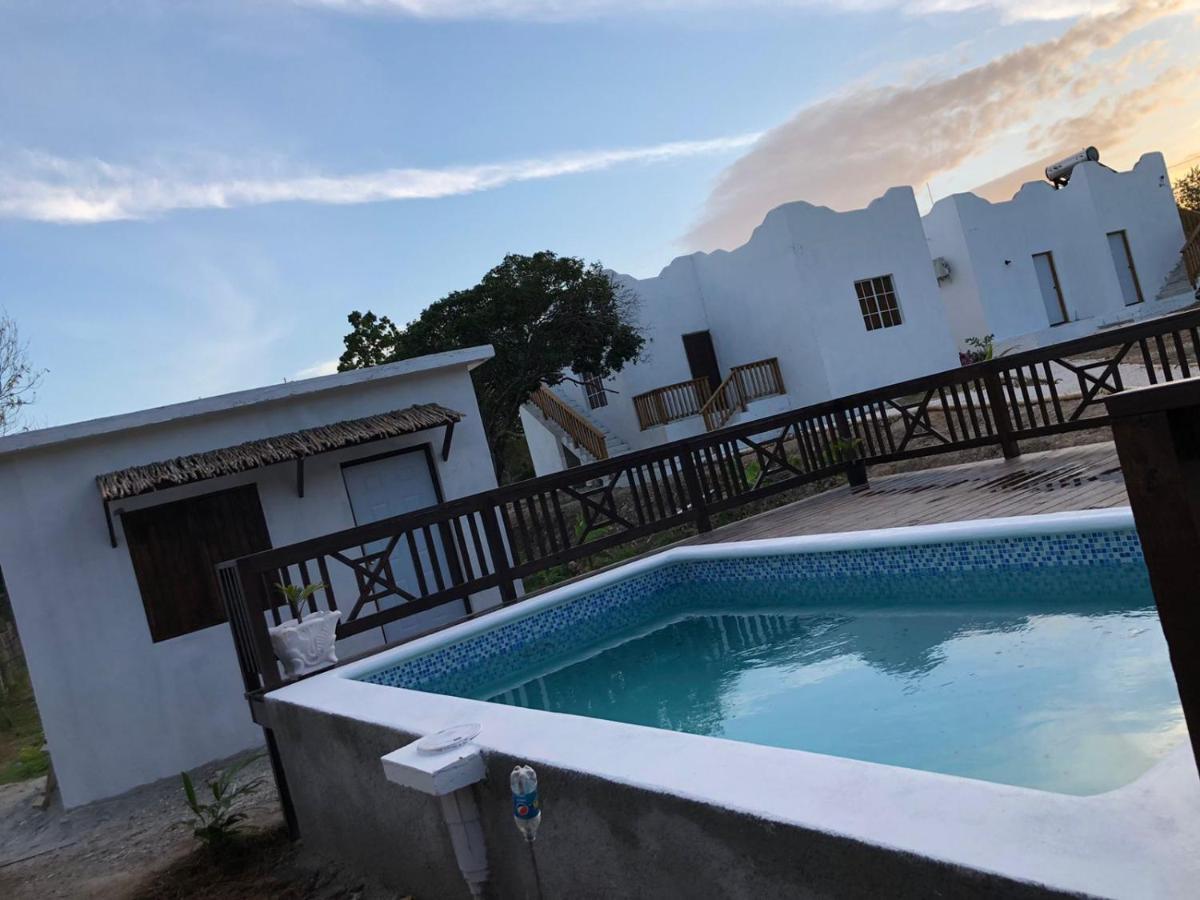 Azteca Villas Treasure Beach Exteriér fotografie